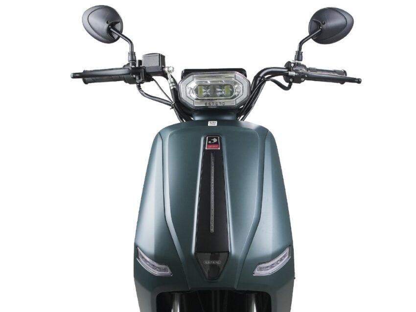 Xe điện Espero E-Sync trở nên khác biệt so với hàng loạt các sản phẩm xe điện trên thị trường là hệ thống đèn chiếu sáng Full LED