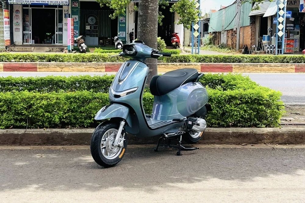 Bảng giá xe máy điện mới nhất năm
