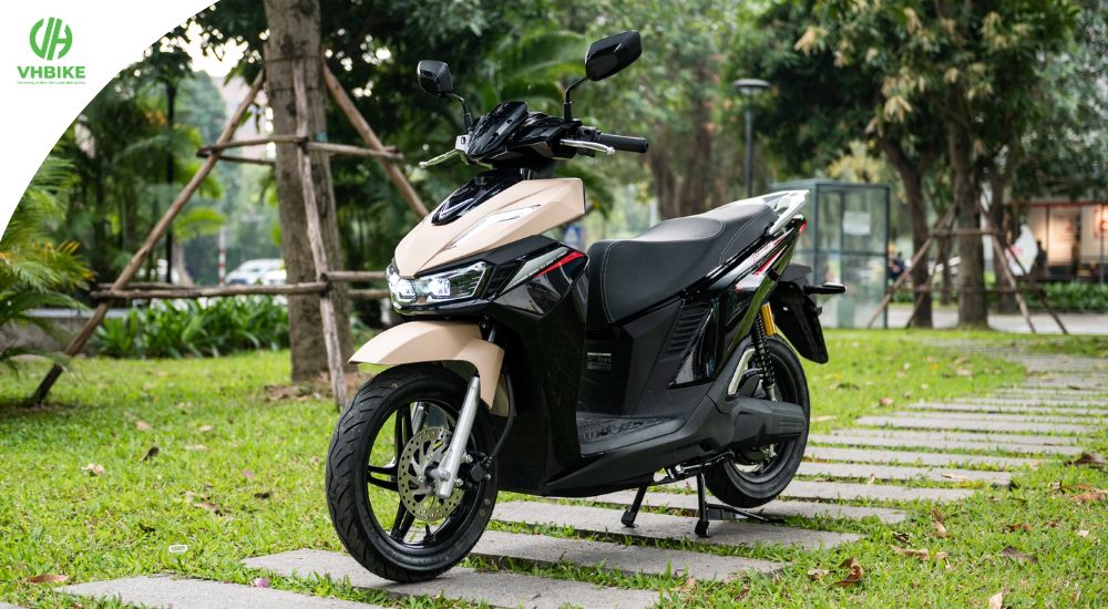 Cận cảnh mẫu xe máy điện đổi pin VinFast Viper