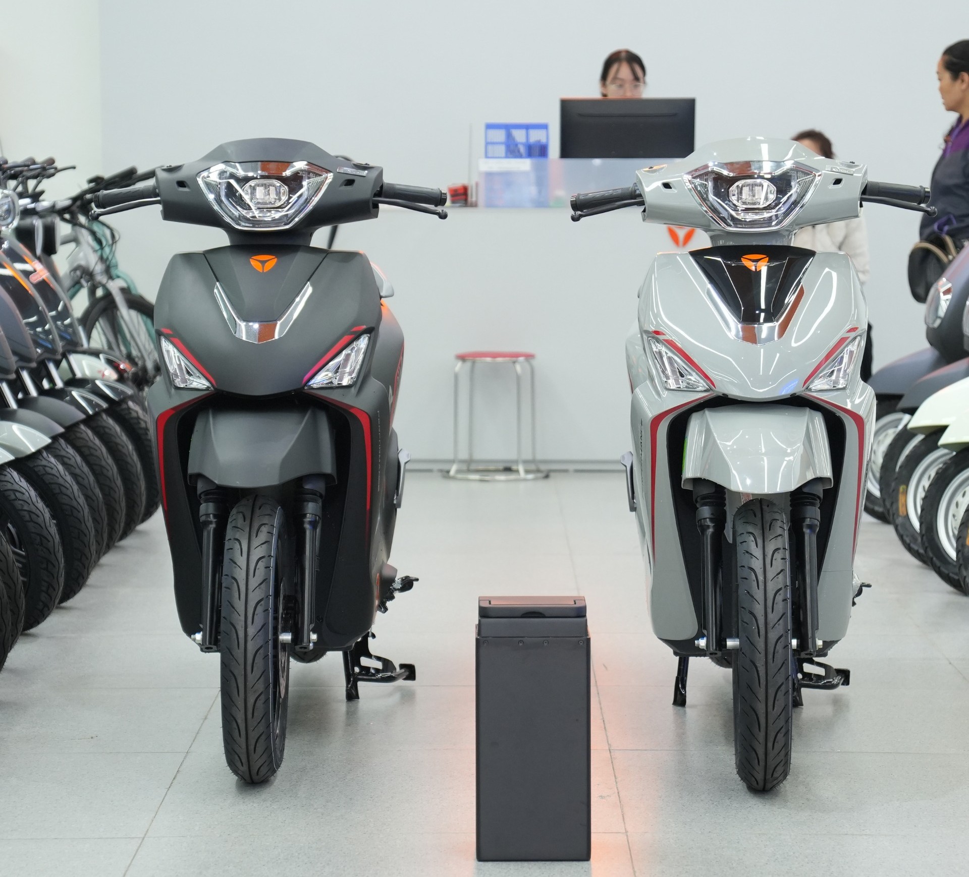 Xe máy điện YADEA Voltguard U80