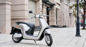 Đánh giá Yadea Osta H+: Xe máy điện dễ dùng nhưng còn điểm cần cải thiện